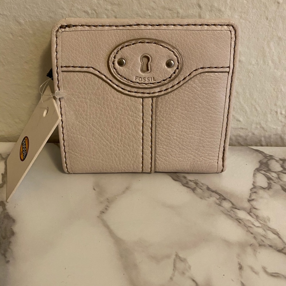 Fossil wallet